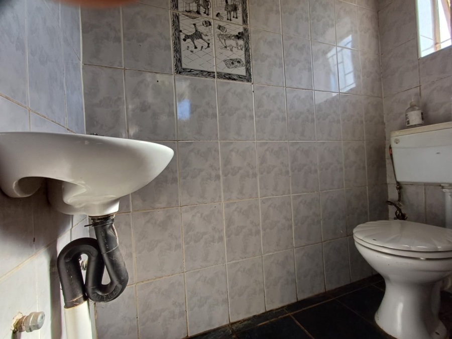4 Bedroom Property for Sale in Stilfontein Ext 4 North West